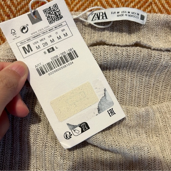 NEW Zara Tan Mock Neck Ribbed Vest Sleeveless Sweater Size Medium Tan Cream - Picture 8 of 10